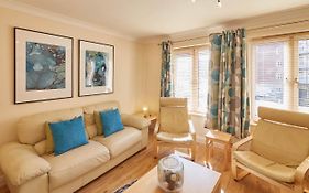 Host & Stay - The Scuttlebutt Townhouse