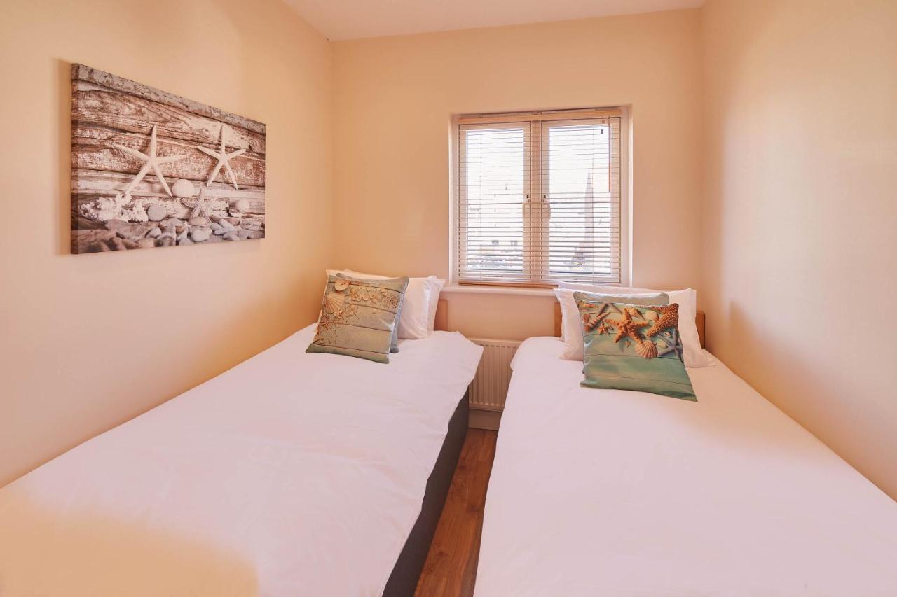 Host & Stay - The Scuttlebutt Townhouse Whitby Exterior photo
